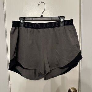 Brand new never worn under Armour shorts